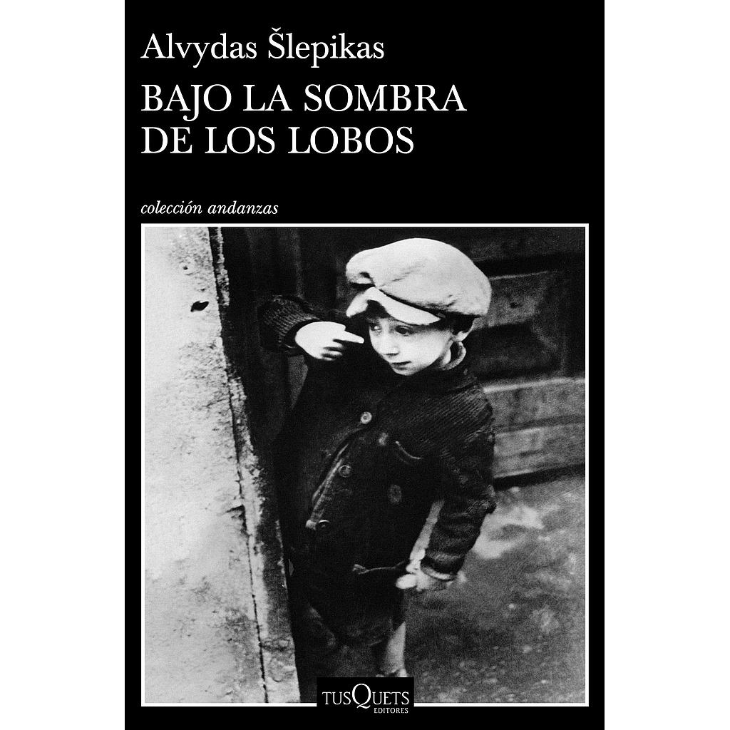 Bajo la sombra de los lobos